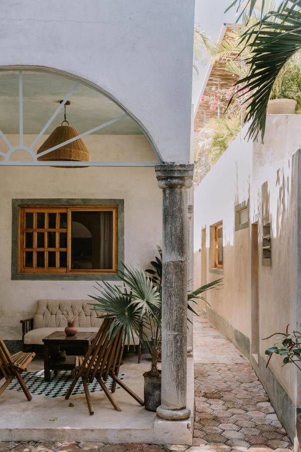 Casa Mezcla - Bed & Breakfast Mérida Kültér fotó